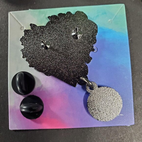 Alice Wonderland Lapel Pin Heart Dangling Clock Brooch Badge Accessories Jewelry - Picture 3 of 6